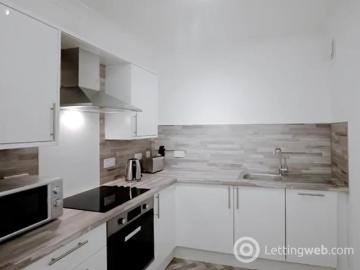 Woodlands, London, Greater London - Equipped kitchen
