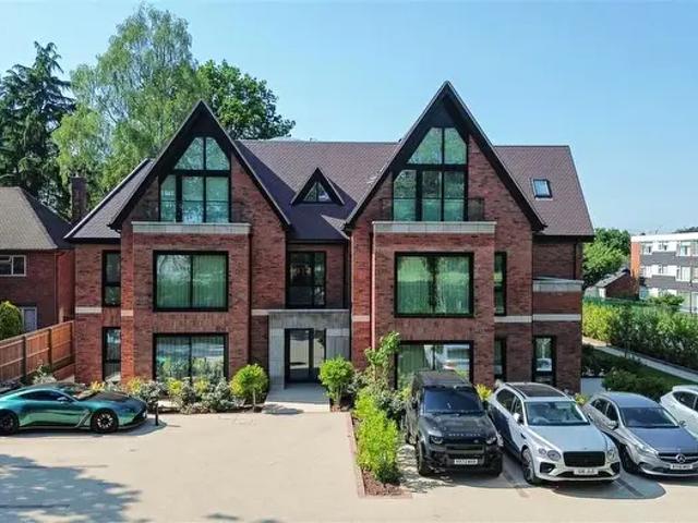 2 Bedroom Flat To Rent In Mulberry Place, Blossomfield Road, Solihull, B91