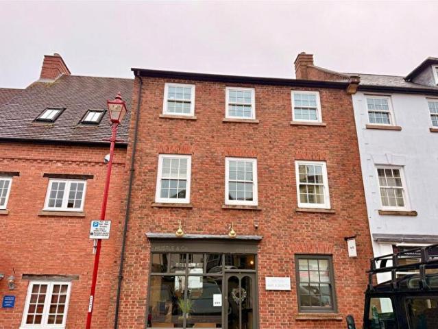 2 Bedroom Flat To Rent In Market Square, Daventry, NN11