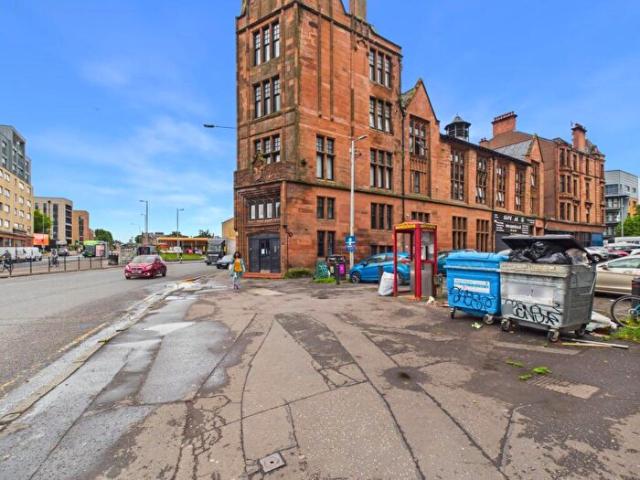 2 Bedroom Flat To Rent In Maxwell Road, Pollokshields, G41
