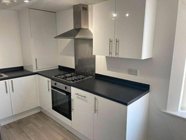 2 Bedroom Flat To Rent In Milbeck House, Oakdale Road, Arnold, Nottingham, NG5