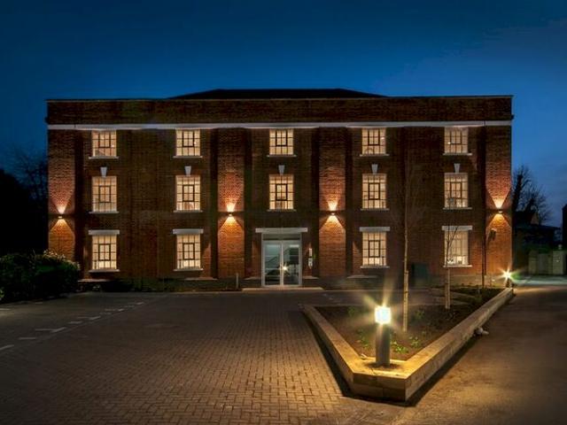 2 Bedroom Flat To Rent In Mill Street, Central Oxford, OX2