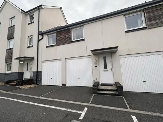 2 Bedroom Flat To Rent In Minotaur Way, Pentrechwyth, Swansea, SA1