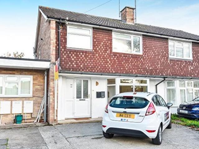 2 Bedroom Flat To Rent In Moody Road, Headington, Oxford, OX3