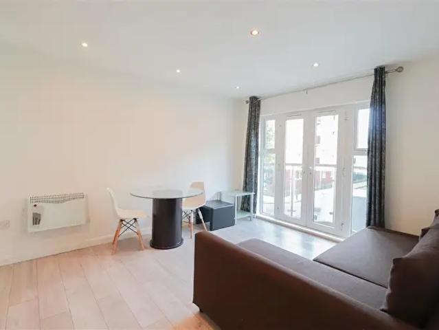 2 Bedroom Flat To Rent In Monea Hall, City Centre, Coventry, CV1