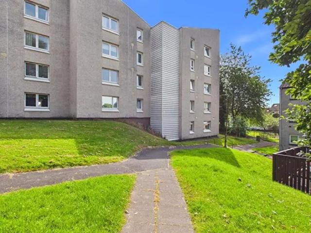 2 Bedroom Flat To Rent In Montrose Street, Clydebank, G81