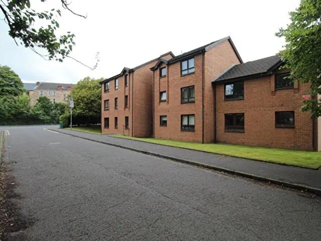 2 Bedroom Flat To Rent In Nutberry Court, Glasgow, G42