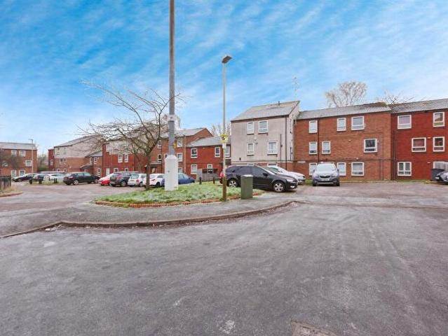 2 Bedroom Flat To Rent In Neston Gardens, Leicester, LE2