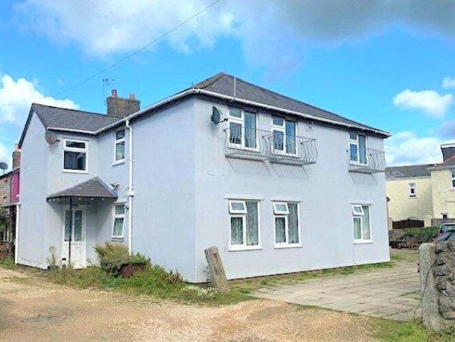 2 Bedroom Flat To Rent In New Road, Porthcawl, CF36
