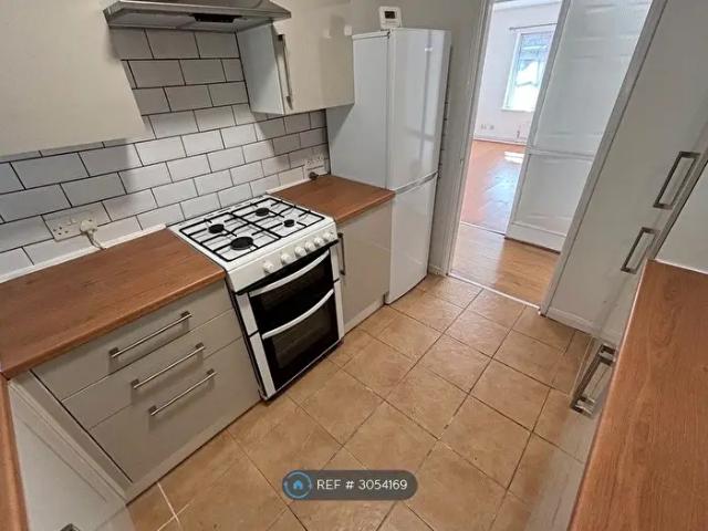 2 Bedroom Flat To Rent In Newton Longville, Milton Keynes, MK17