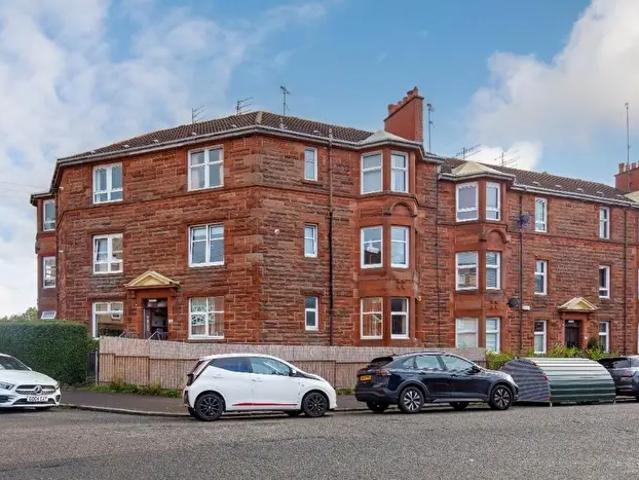 2 Bedroom Flat To Rent In Norham Street, Pollokshields, Glasgow, G41