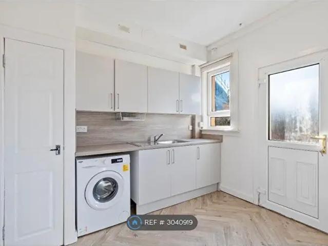 2 Bedroom Flat To Rent In Oxford St, Coatbridge, ML5