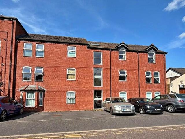 2 Bedroom Flat To Rent In Old Works Court, Little Pennington Street, Rugby, CV21