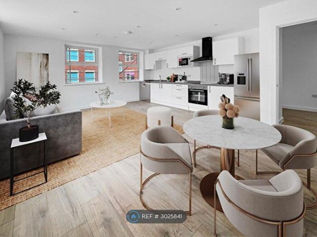 2 Bedroom Flat To Rent In Oriel House, Northampton, NN1