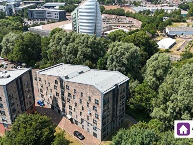 2 Bedroom Flat To Rent In Abbey Meadows, Leicester, LE4