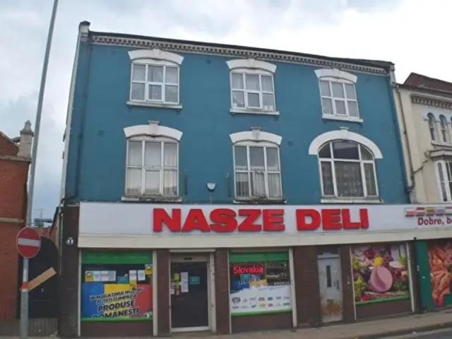 2 Bedroom Flat To Rent In Abington Square, Northampton, NN1