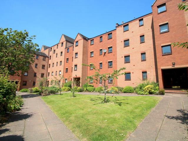 2 Bedroom Flat To Rent In Albion Gate, Merchant City, G1