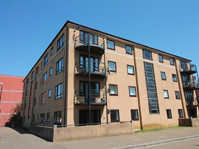 2 Bedroom Flat To Rent In Albion Place, Milton Keynes, Buckinghamshire, MK9