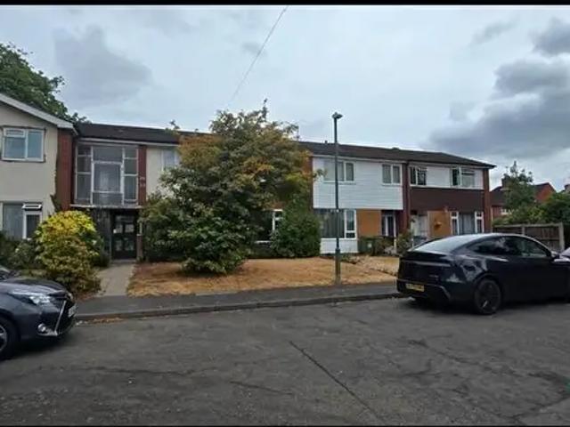 2 Bedroom Flat To Rent In Alston Close, Solihull, B91