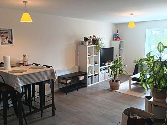 2 Bedroom Flat To Rent In Apartment, School Lane, Ashby De La Zouch, Leicestershire, LE65