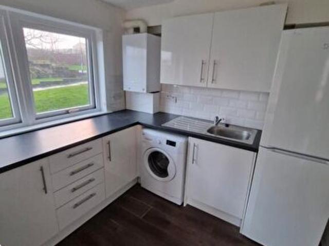 2 Bedroom Flat To Rent In Arranview Street, Airdrie, ML6