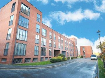 2 Bedroom Flat To Rent In Ascote Lane, Shirley, Solihull, West Midlands, B90