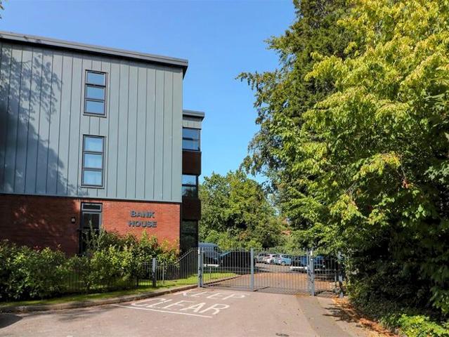 2 Bedroom Flat To Rent In Bank House, Westhaven Road, Sutton Coldfield, B72