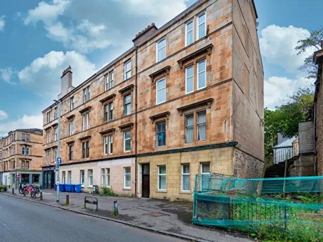 2 Bedroom Flat To Rent In Bank Street, Glasgow, G12