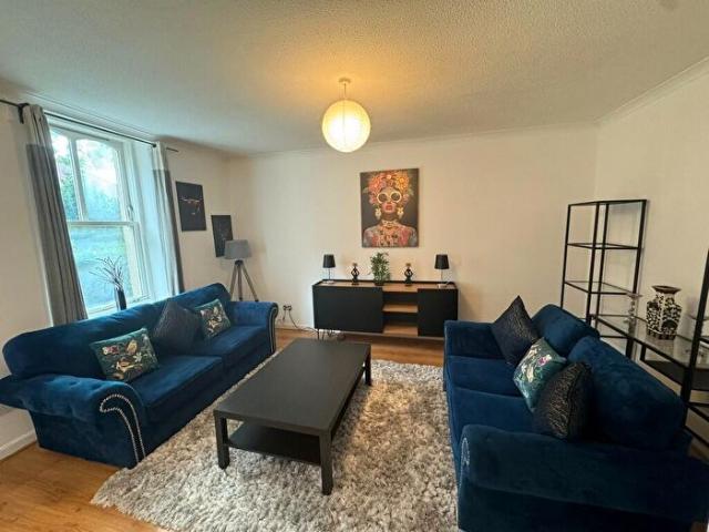 2 Bedroom Flat To Rent In Bell Street, Merchant City, G4