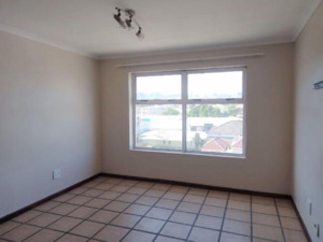 2 Bedroom Flat to Rent in Bergzicht