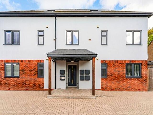 2 Bedroom Flat To Rent In Bladon Close Oxford, OX2