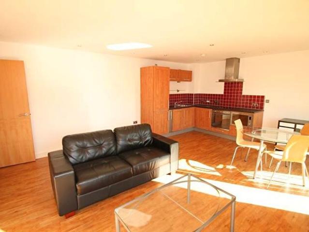 2 Bedroom Flat To Rent In Bluecoat House, North Sherwood Street, Nottingham, NG1
