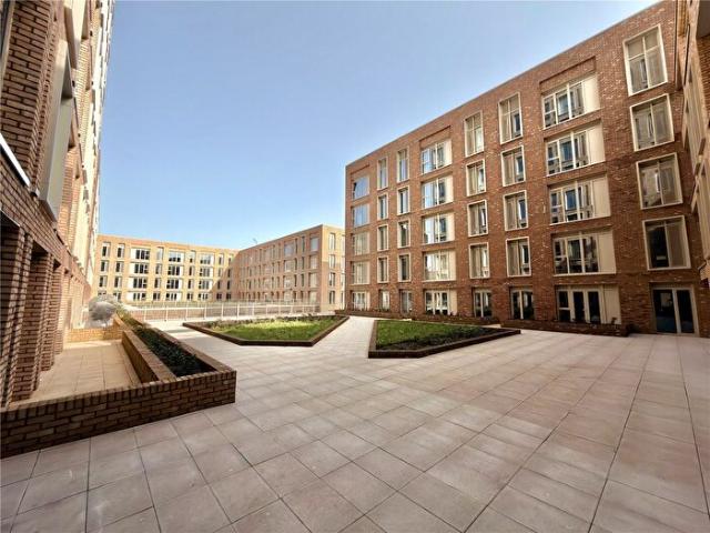2 Bedroom Flat To Rent In Boulevard Plaza, A Bristol Street, Birmingham, B5