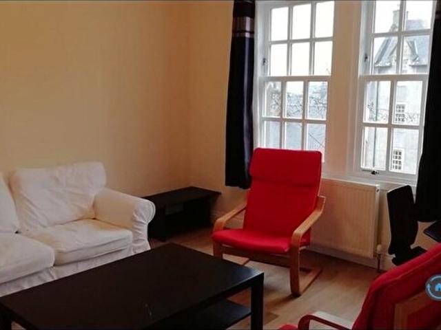 2 Bedroom Flat To Rent In Broad Street, Stirling, FK8
