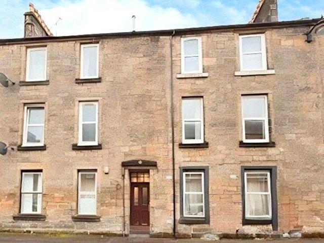 2 Bedroom Flat To Rent In Bruce Street, Stirling, Stirlingshire, FK8
