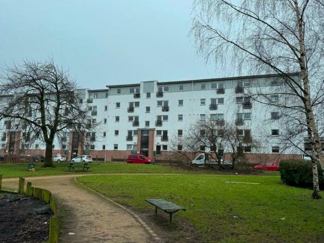 2 Bedroom Flat To Rent In Curle Street, Glasgow, G14