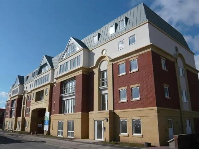 2 Bedroom Flat To Rent In Curzon Street, Burton on Trent, Staffordshire, DE14