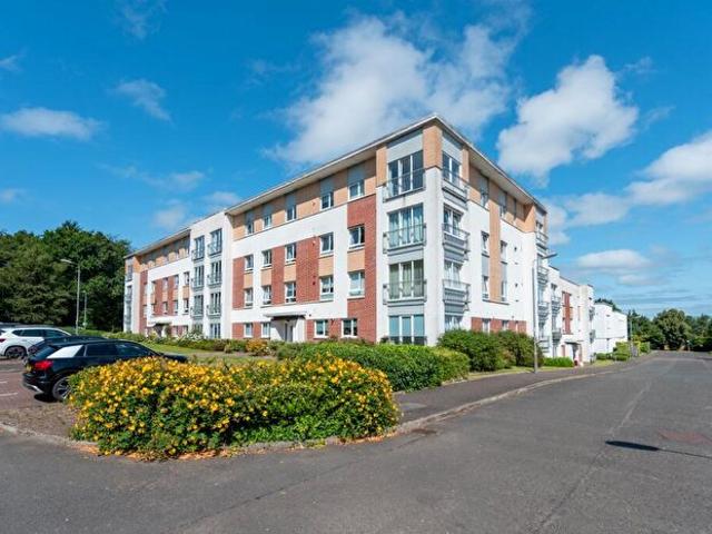 2 Bedroom Flat To Rent In Canniesburn Quadrant, Bearsden, East Dunbartonshire, G61