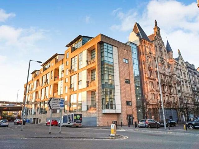 2 Bedroom Flat To Rent In Carnoustie Street, Tradeston, Glasgow, G5