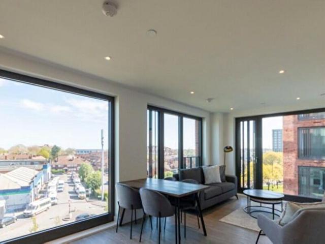 2 Bedroom Flat To Rent In Cardigan Wharf, Glasswater Locks, Pitt Street, Birmingham, B4
