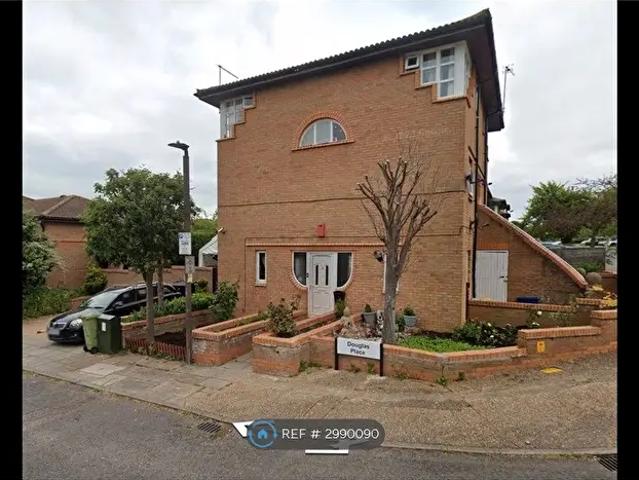 2 Bedroom Flat To Rent In Cartwright Place, Oldbrook, Milton Keynes, MK6