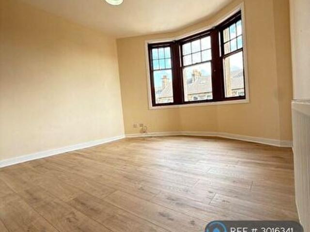 2 Bedroom Flat To Rent In Causeyside Street, Paisley, PA1