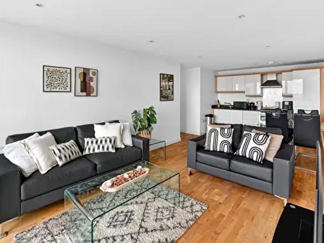 2 Bedroom Flat To Rent In Central Milton Keynes, MK9