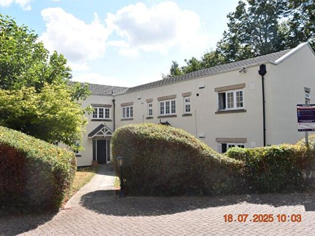 2 Bedroom Flat To Rent In Church Street, Wellingborough, Northamptonshire, NN8