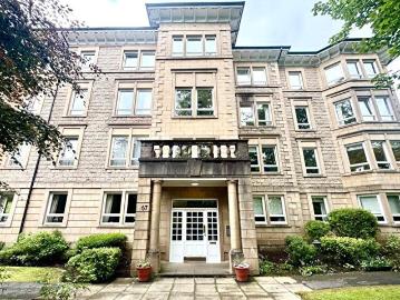 2 Bedroom Flat To Rent In Cleveden Road Flat / At, G12