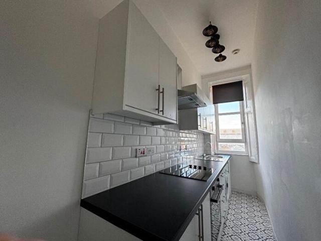 2 Bedroom Flat To Rent In Copland Road, Ibrox, Glasgow, G51