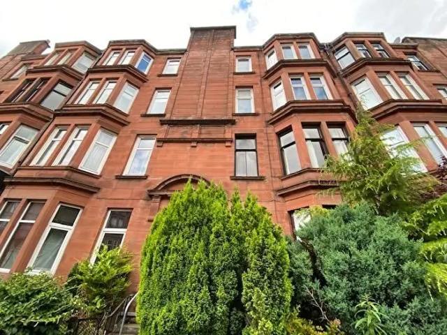 2 Bedroom Flat To Rent In Crow Road, Glasgow, G11