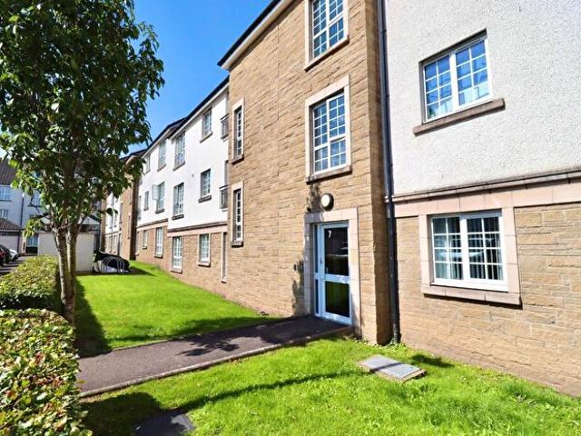2 Bedroom Flat To Rent In Crown Crescent, Larbert, FK5