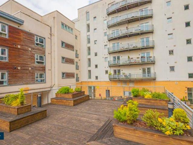 2 Bedroom Flat To Rent In Dunblane Street, Glasgow, G4