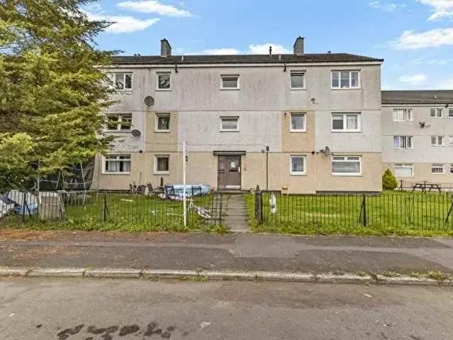 2 Bedroom Flat To Rent In Dunphail Road, Easterhouse, Glasgow, G34